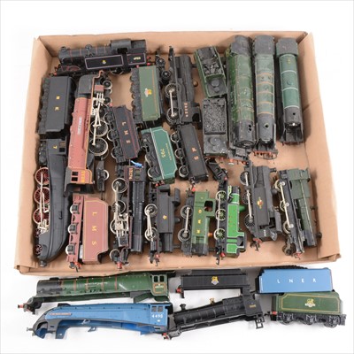 Lot 64 - Thirteen OO gauge model railway locomotives, including Hornby 'Dutchess of Sutherland' etc.