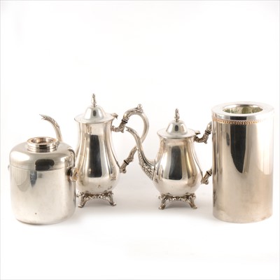 Lot 71 - A collection of Italian mid-century design plated ware, and other plated items