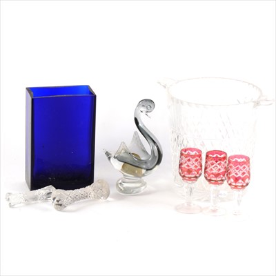 Lot 46 - A lead crystal ice bucket, and other glassware