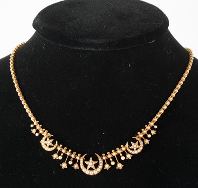Lot 105 - An Edwardian seed pearl necklace.