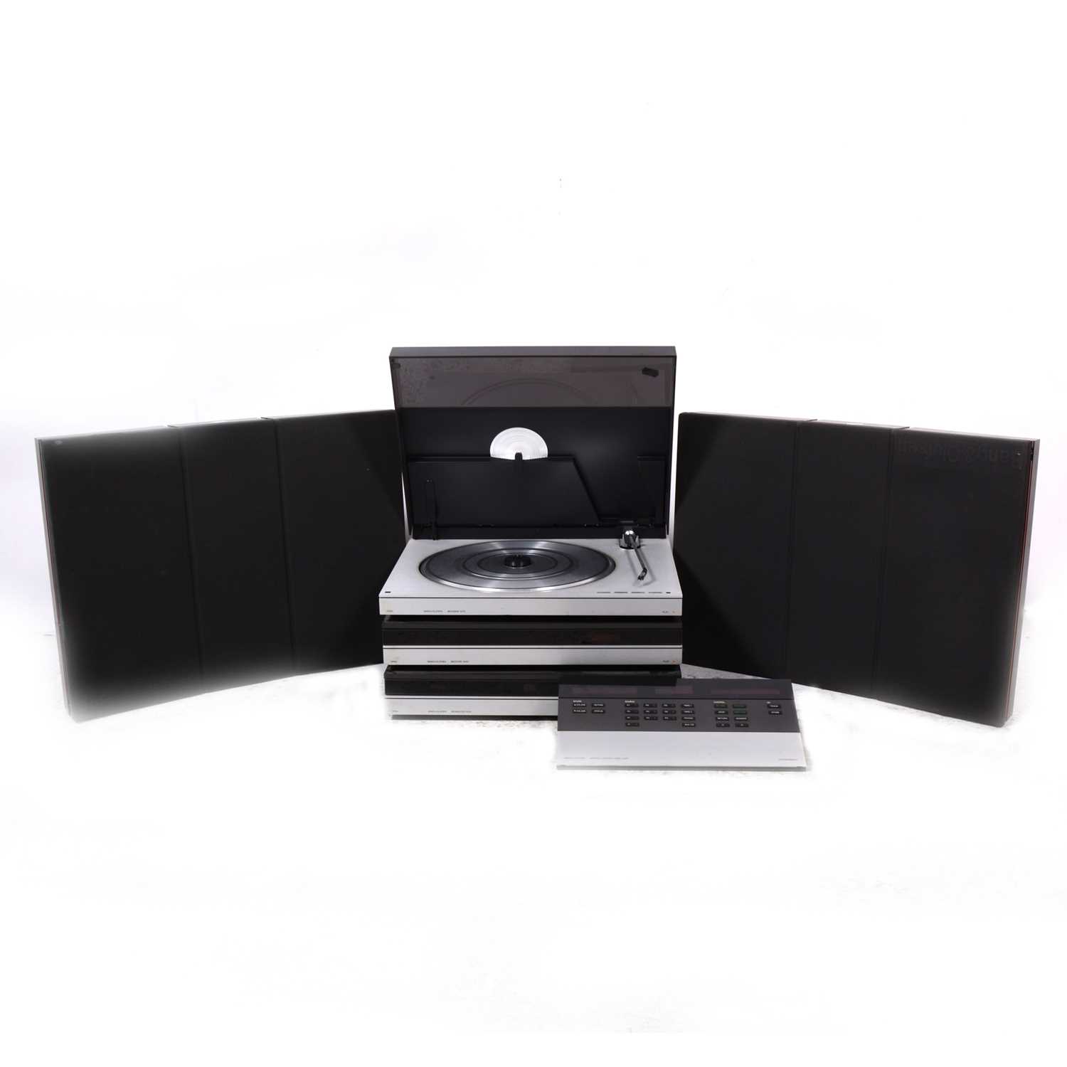 Lot 54 - Music system and speakers