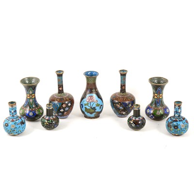 Lot 1008 - A quantity of cloisonne vessels