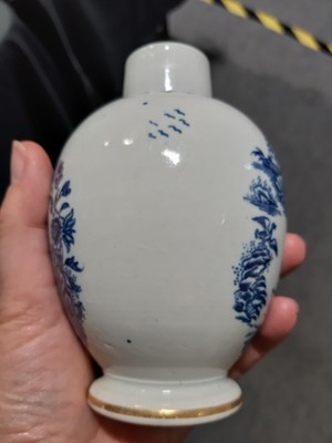 Lot 16 - A Caughley blue and white sparrow beak jug and a First Period Worcester tea caddy