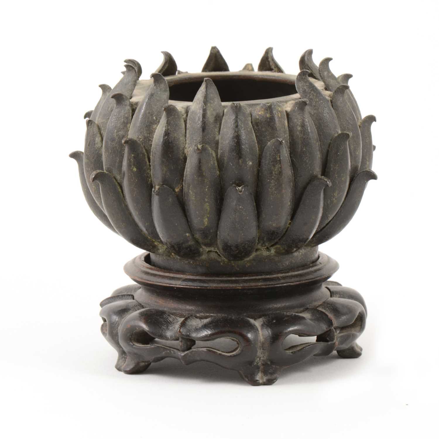 Lot 356 - A small Chinese bronze censer, modelled as a Chrysanthemum head
