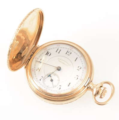 Lot 189 - American Waltham - a small yellow metal full hunter pocket watch