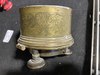 Lot 150 - A Charles II style brass drum-shape table clock, 17th Century