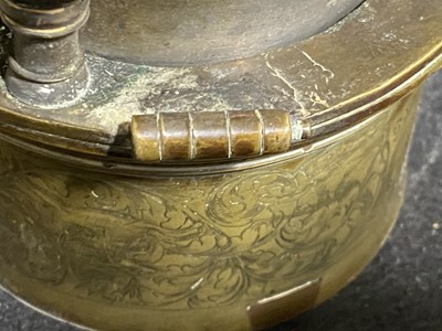 Lot 150 - A Charles II style brass drum-shape table clock, 17th Century