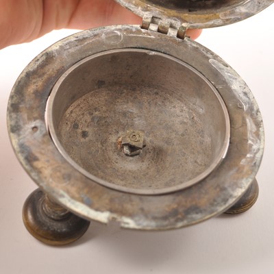 Lot 150 - A Charles II style brass drum-shape table clock, 17th Century