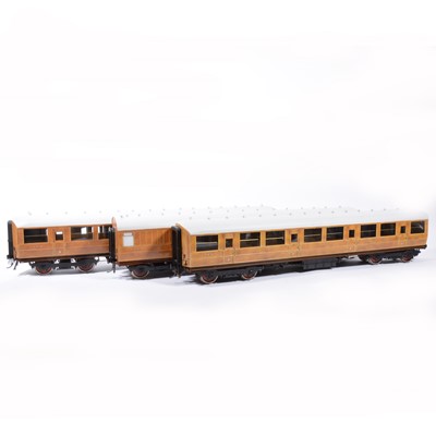 Lot 72 - The Finescale Locomotive Company passenger coaches, gauge 1 / G scale, 45mm, rake of three LNER 'Teak' no.441 (x2), no.2151, (3).