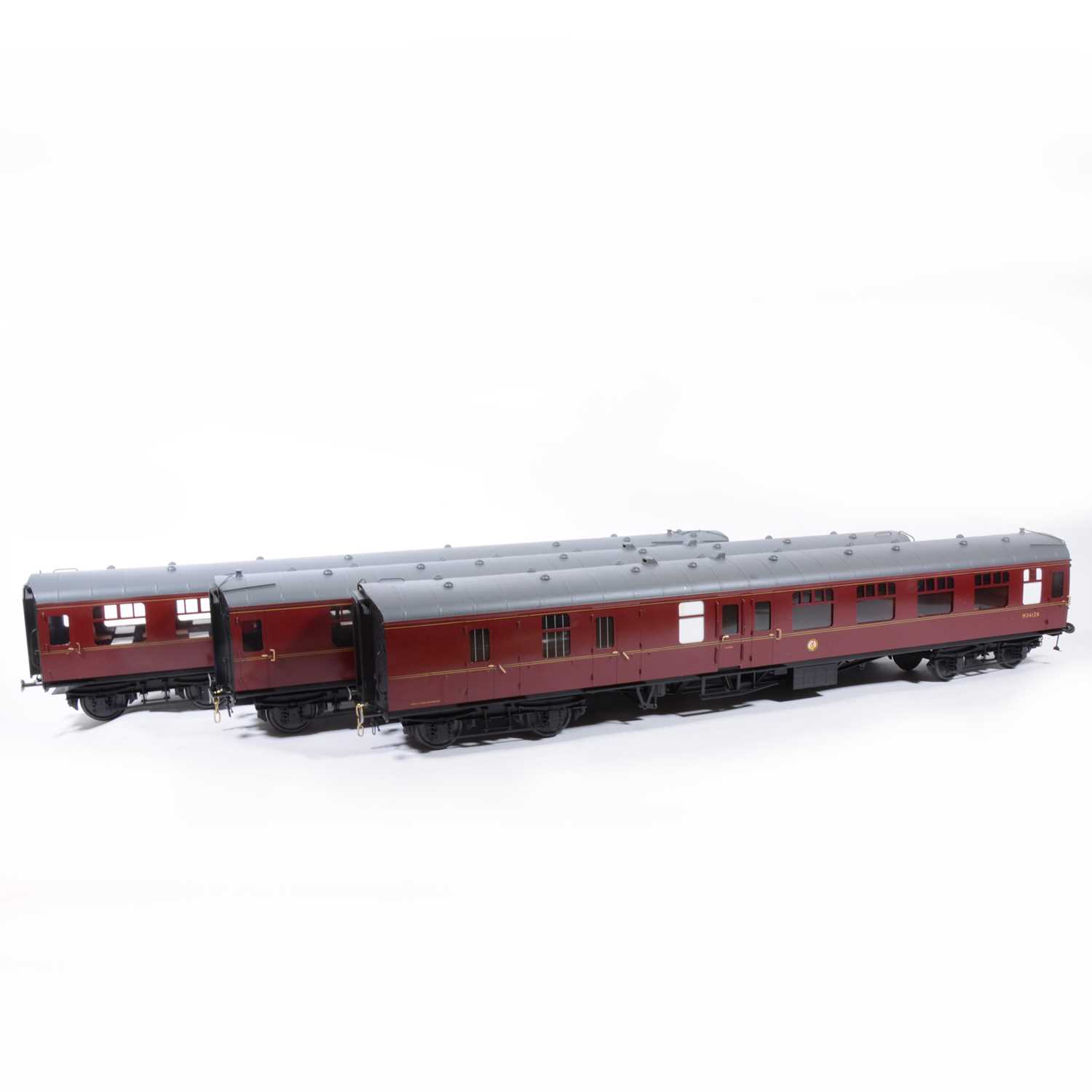 Lot 77 - Tower Brass Models, gauge 1 / G scale, 45mm passenger coaches, rake of three BR maroon M35042, M4358, M34128, (3).