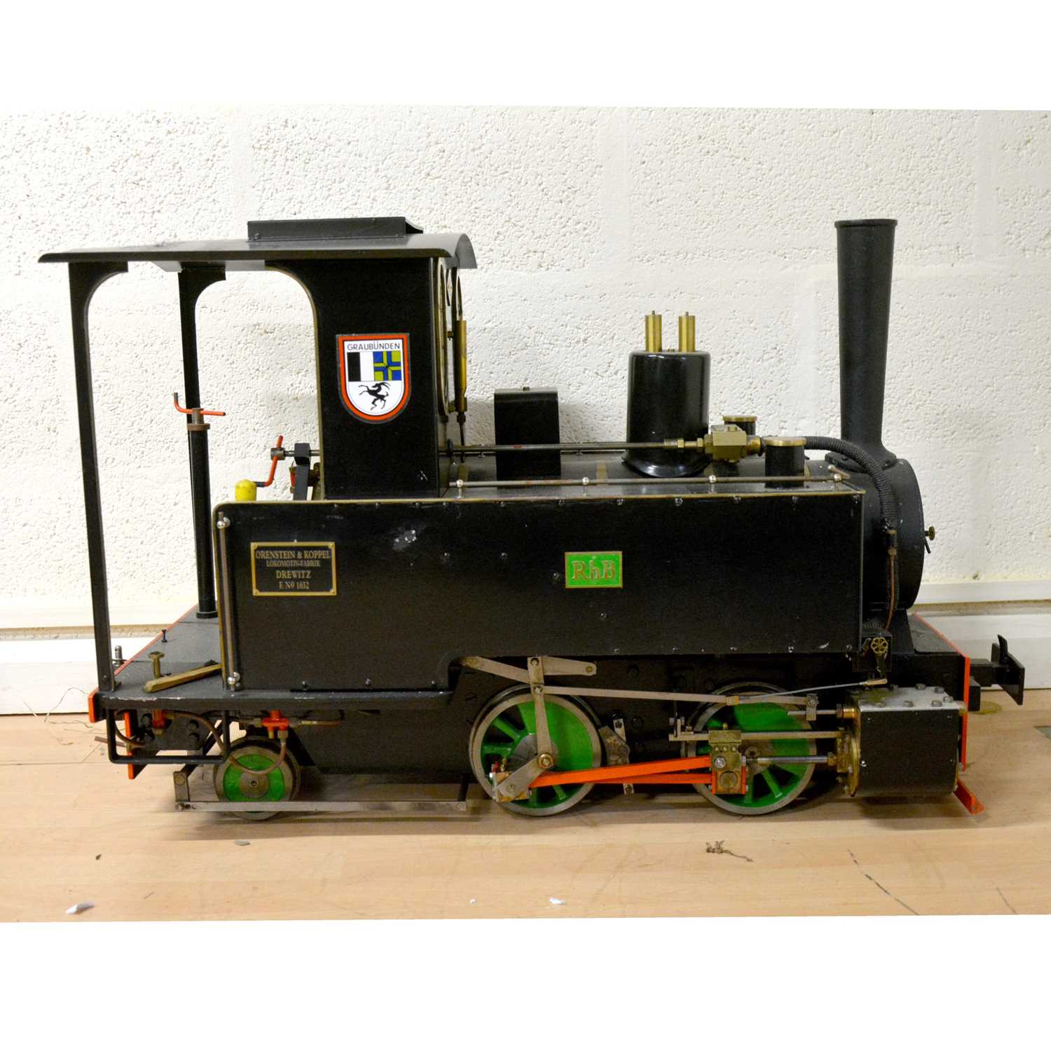 125 - Live steam 7 1/4 inch gauge locomotive, Orenstein & Koppel 0-4-2 tank engine, RhB no.1032, 83cm length.