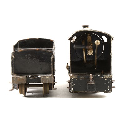 Lot 139 - A pre-war O gauge model of a Caledonian Railways 4-4-0 steam locomotive, no.440 dark blue livery with tender.