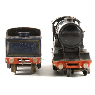 Lot 139 - A pre-war O gauge model of a Caledonian Railways 4-4-0 steam locomotive, no.440 dark blue livery with tender.