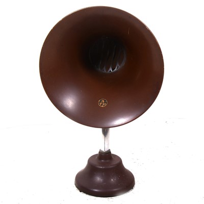 Lot 59 - A 1920s BTH British Thompson Houston swan neck speaker horn, with Bakelite base and aluminium neck, 59cm tall.