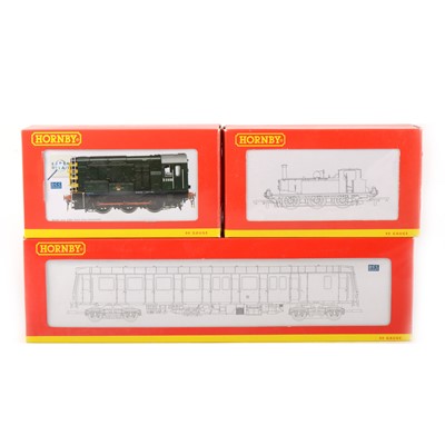 Lot 514 - Three Hornby OO gauge model railway locomotives, R2438, R2165A and R2509A