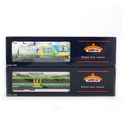 Lot 583 - Bachmann OO gauge model railway locomotive set 32-451 170/5 Turbostar 2 Car DMU 'Cetral Trains' boxed.