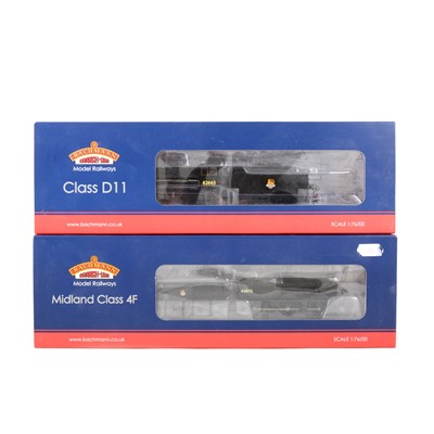 Lot 588 - Two Bachmann OO gauge model railway locomotives, 31-146 and 31-881.