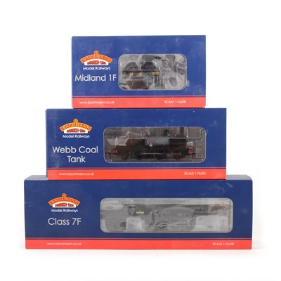 Lot 593 - Three Bachmann OO gauge model railway locomotives, 31-430, 35-052 and 31-013.