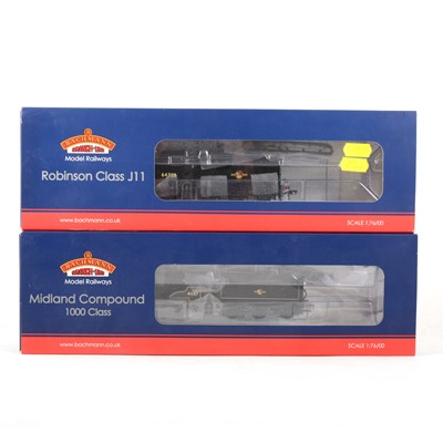 Lot 595 - Two Bachmann OO gauge model railway diesel locomotives, 31-933 and 31-320DC