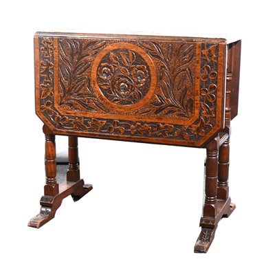 Lot 40 - A Victorian oak Sutherland table