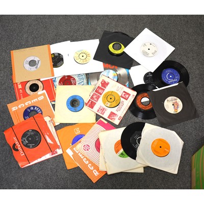 Lot 46 - A box of aprox 250 mixed 7" single records, including Blondie, Wings, The Springfields, The Police, Nazareth etc.
