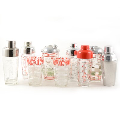 Lot 76 - Six glass recipe cocktail shakers and a mixing glass.