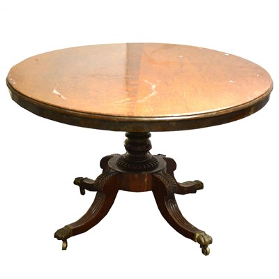 Lot 131 - A William IV varnished mahogany breakfast table