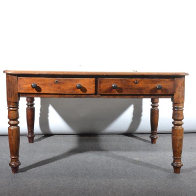 Lot 418 - A Victorian mahogany desk