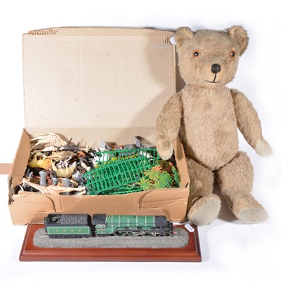 Lot 76 - Plastic zoo animals, Flying Scotsman, and a plush teddy bear.