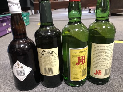 Lot 140 - Assorted blended Scotch and Irish whisky