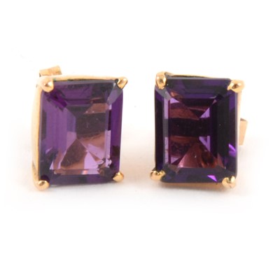 Lot 101 - A pair of amethyst stud earrings.