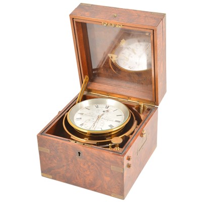 Lot 239 - A marine chronometer