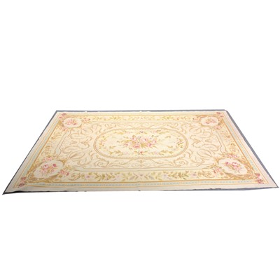 Lot 556 - A modern Aubusson style rug