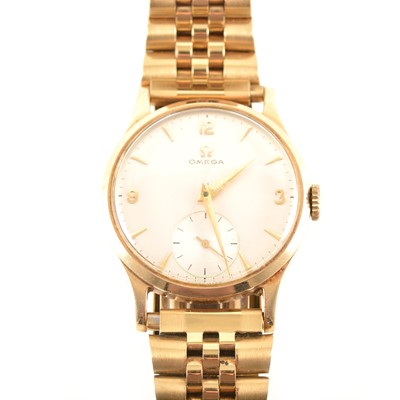 Lot 297 - Omega - a gentleman's wrist watch.