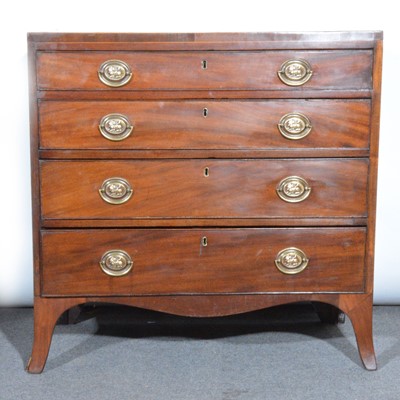 Lot 480 - A mahogany chest of drawers with satinwood crossbanding