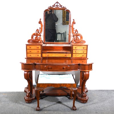 Lot 482 - A  Victorian mahogany dressing table and associated stool