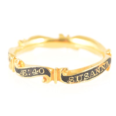 Lot 206 - A black enamel mourning ring, ob. 6 July 1768.