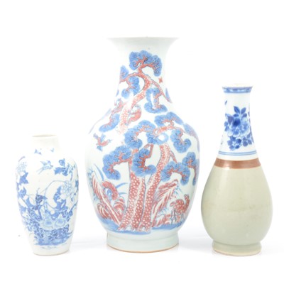 Lot 83 - Three Chinese porcelain vases