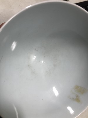 Lot 84 - Two Chinese porcelain bowls