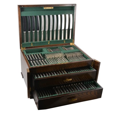 Lot 86 - Silver canteen of cutlery, twelve place setting