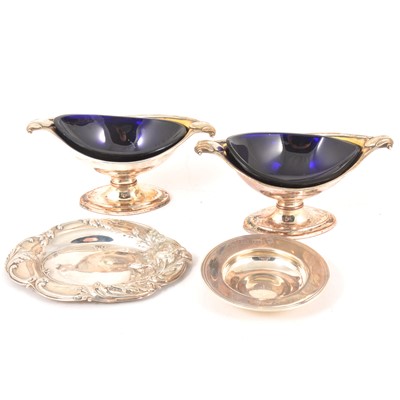 Lot 126 - A silver bonbon dish, Colen Hewer Cheshire, Chester 1902, plus other small silver and white metal items.