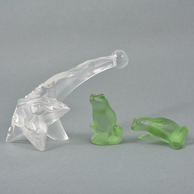 Lot 17 - Lalique Crystal paperweight and two frogs