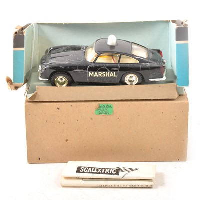 Lot 266 - Tri-ang Scalextric slot-car racing model car; E/5 Marshal's Car