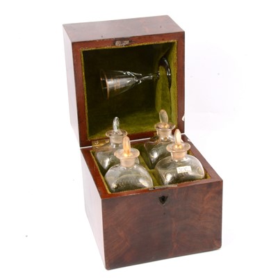 Lot 100 - George III mahogany cuboid decanter box