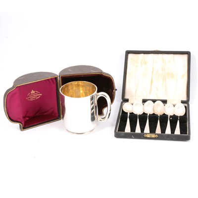 Lot 204 - Victorian silver Christening mug and silver teaspoons