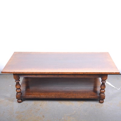 Lot 212 - Modern oak coffee table