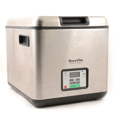 Lot 8 - A SouVide Supreme 9 litre waterbath