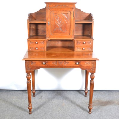 Lot 134 - An Edwardian mahogany bonheur du jour table