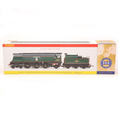Lot 120 - Hornby OO gauge locomotive R2385 'Winston Churchill'