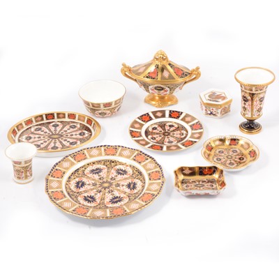 Lot 20 - Royal Crown Derby Imari pattern china